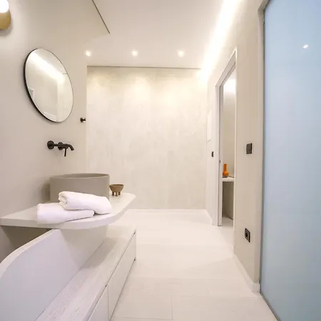 Amelia Luxury Old Town Apartment