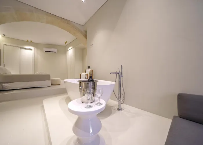 Amelia Luxury Old Town Chania (Crete)